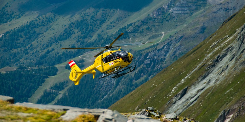 Enjoy a helicopter ride in Manali, as one of the things to do in Himachal Pradesh.