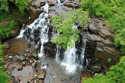 The lush greenery and cascading streams of Murinjapuzha Waterfalls are majestic