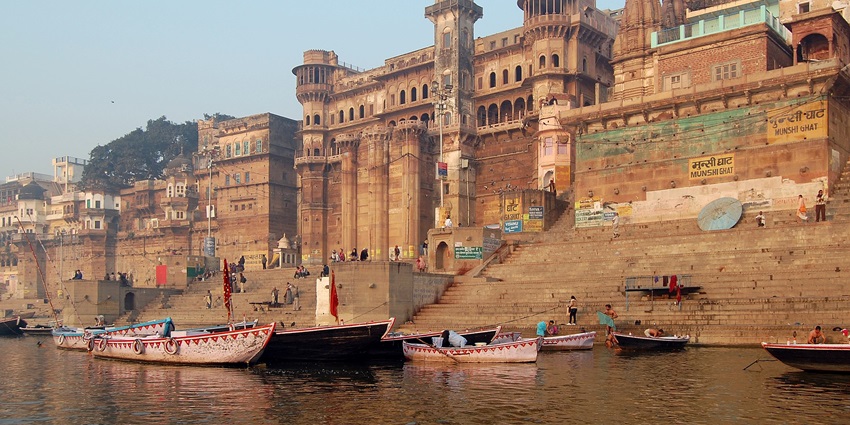 Varanasi is a spiritual hub with several serene ghats aligned on the banks of the Ganga.