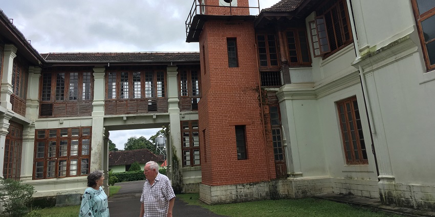 Ammachi Kottaram is a historical mansion with intricate wood carvings and creative murals