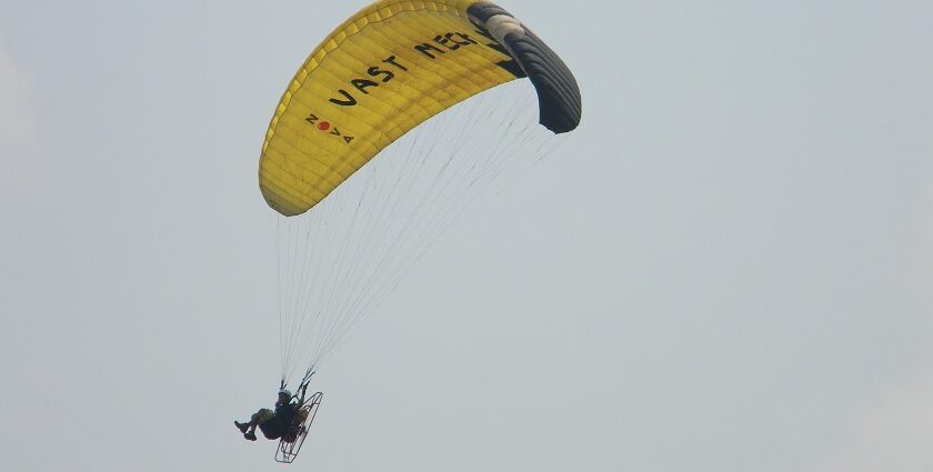 Paragliding in Varkala is an ideal activity for the thrill and adventure seekers