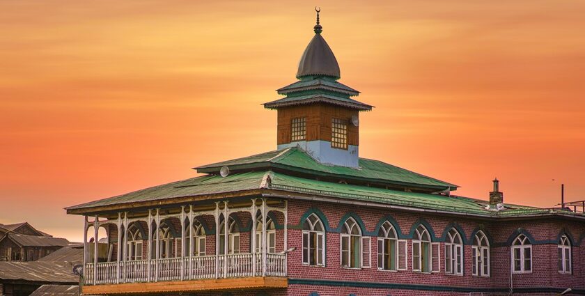 View of one among the mosques in Srinagar; a patron of religion and history altogether.