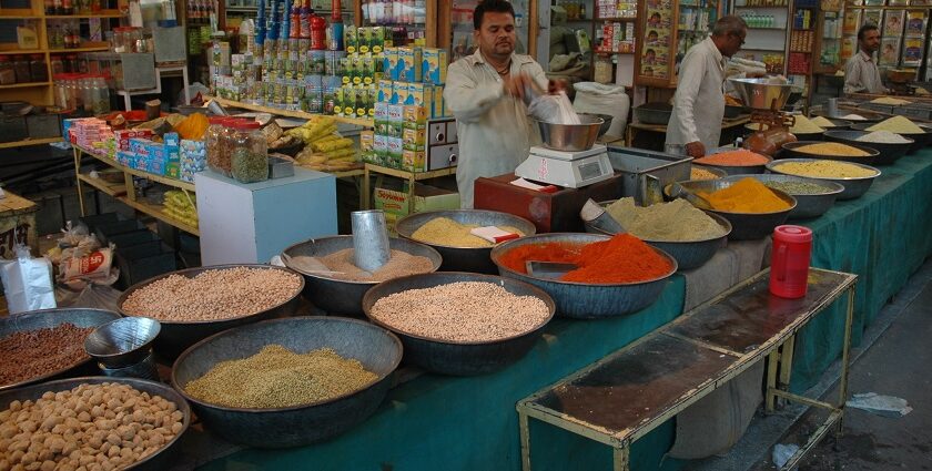 You can pick up nutmeg, cardamom and other spices while shopping at the Kochi street markets