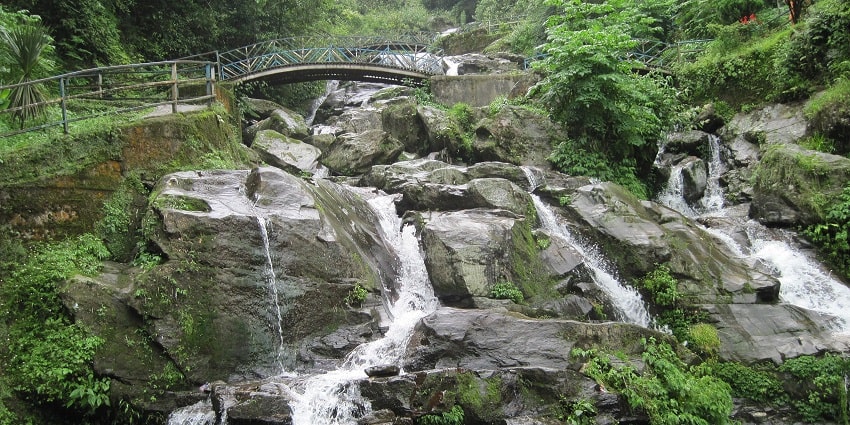 Make sure you keep an eye out for slippery trails along the pathway of these waterfalls