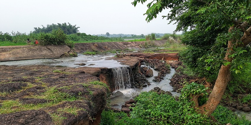 Explore the Kattikkayam waterfalls which has several small pools in a majestic forest