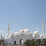 Explore the stunning architecture of Abu Dhabi mosques on your next trip to the UAE