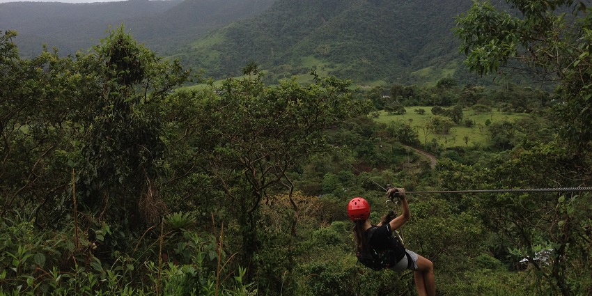 Enjoy the thrilling adventure sports activities and have the best time of your life.