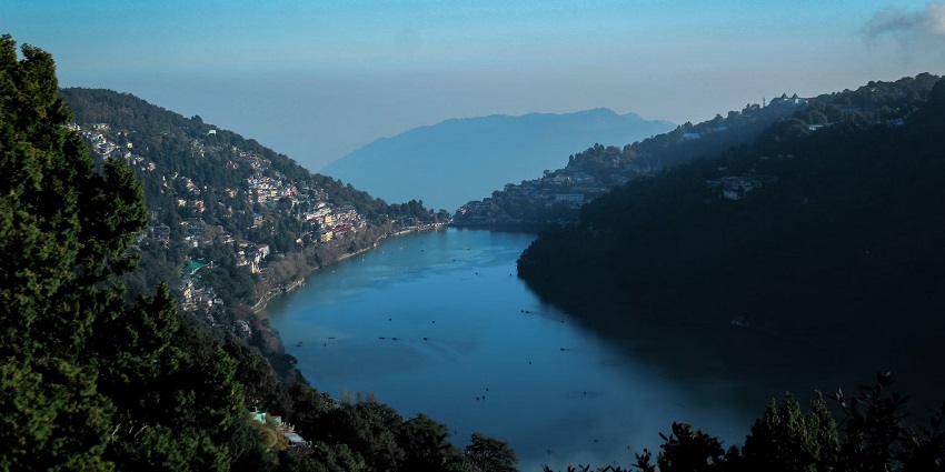 Experience the mesmerising beauty of Nainital as you get away from the scorching heat.