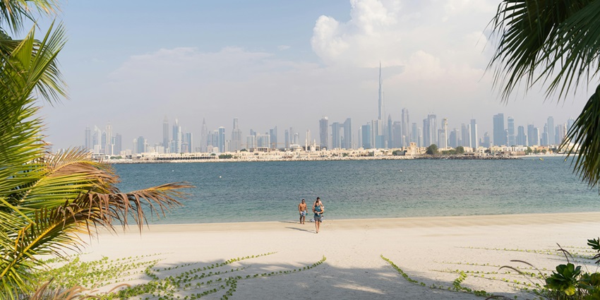 Al Fisht Beach is one the most beautiful and peaceful Sharjah Beaches for tourists.