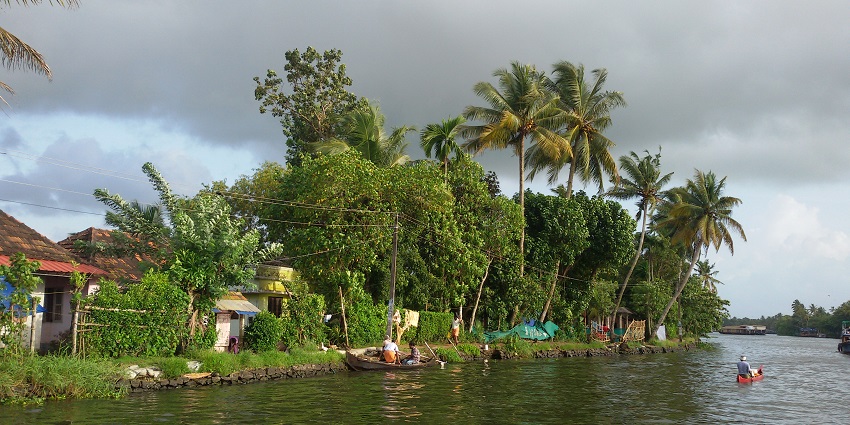 Alleppey serves as one of the most rejuvenating places to visit in Kerala in June.