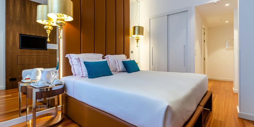 Stay at a top-rated hotel near this sanctuary for a pleasant experience in Jammu