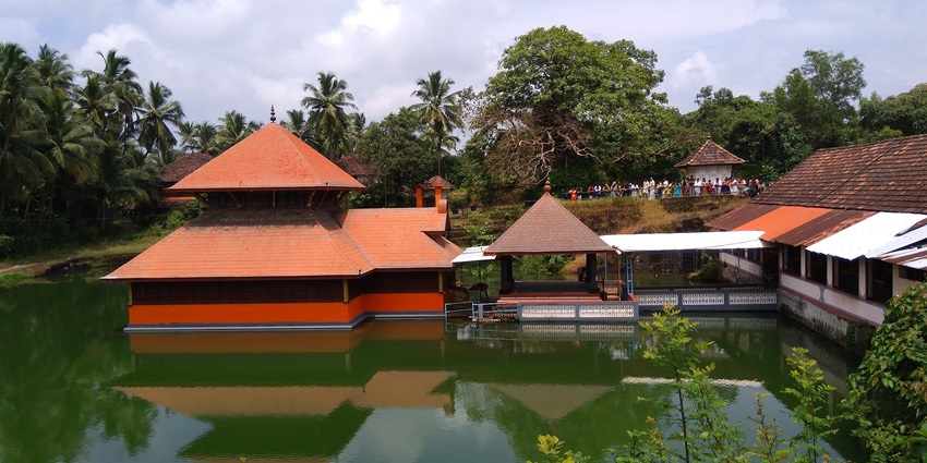 Visit Ananthapura Lake Temple, one of the places to visit near the Malik Deenar mosque.