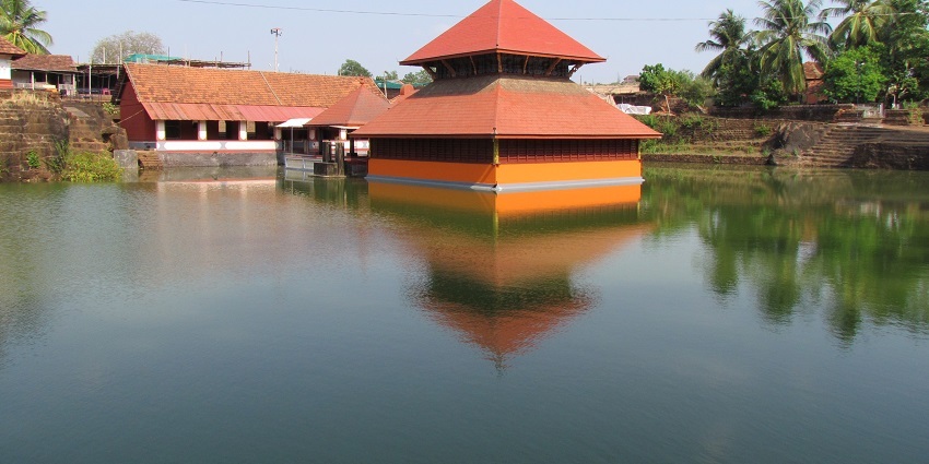 Built in the middle of a tranquil lake, this is a major highlight among places to visit in Kasaragod.