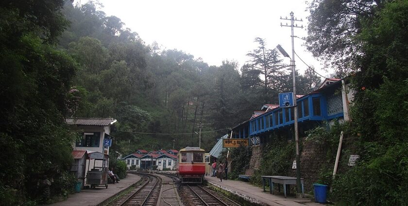 PExplore the Iconic Barog Tunnel and train tracks in Barog, Himachal Pradesh