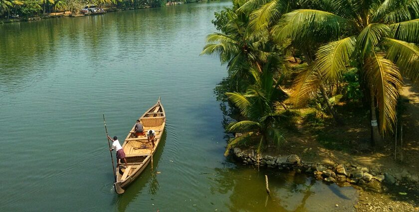 Thiruvalla is a spectacular town in Kerala while being a major tourist attraction.