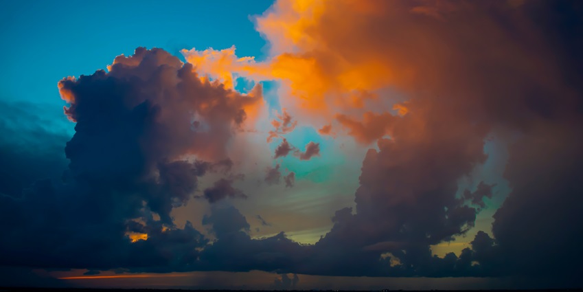 A stunning landscape of colourful sky, the best time to visit Kottappuram Fort for all.