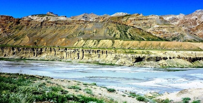 Beautiful Snap of the thrilling Bhaga River - Things to do in Jispa, Himachal Pradesh