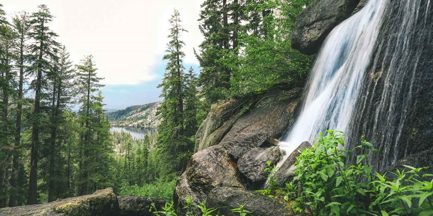 Visiting Bhagsunath Temple and Waterfalls is one of the best things to do in Dharamshala.