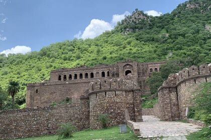 A view of the majestic Bhangarh Fort, which is considered one of the haunted spots in India