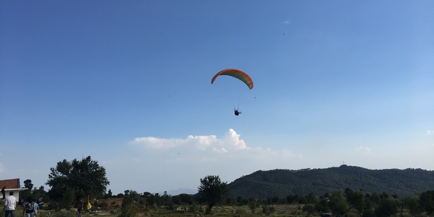 Bir billing is one of the most adventurous places to visit in Himachal in december