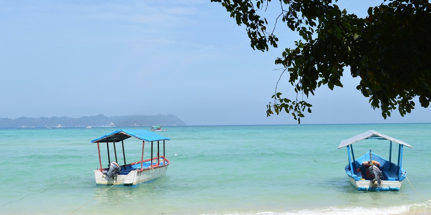 Visit Karmatang Beach at sunrise and sunset for picturesque experiences and pictures.
