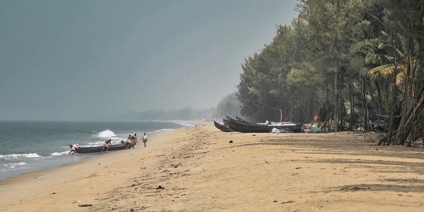 The bumper ride is one of the most thrilling water activities for all to try in Kochi.