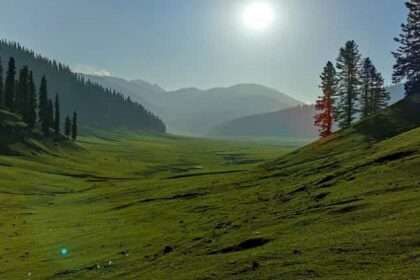 Embellished with serene landscapes, Bungus Valley in Kashmir is a sight to behold.