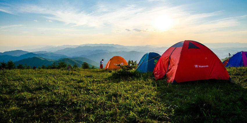 Kishtwar National Park is a great option to indulge in camping to experience adventure.