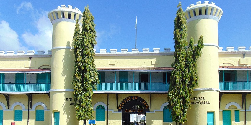 A front view of Cellular Jail National Memorial, the best place near Red Skin Island.