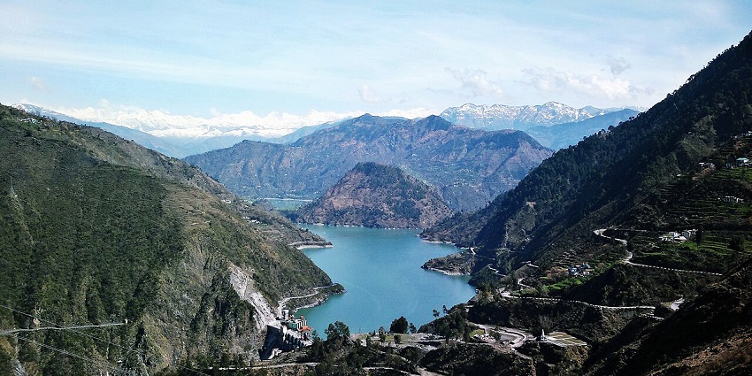 Enjoy activities like boating and fishing amid the tranquil ambiance of the Chamera Lake.
Viewers of this file can see comments and suggestions