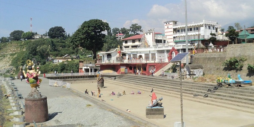 For spiritual seekers, Chamunda Devi Temple is a must-visit place on this excursion.