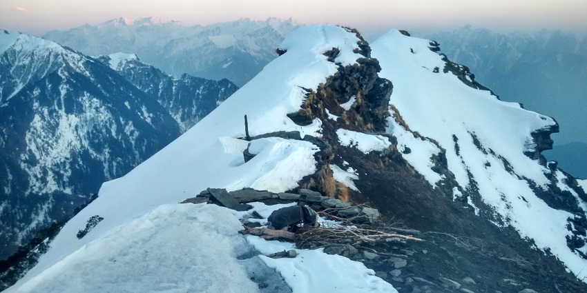 Chandrakhani Pass Malana Kullu, snow covered - one of the best things to do in Kullu