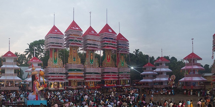 Explore the breathtaking architecture of the famous temples in Kerala on your next trip.