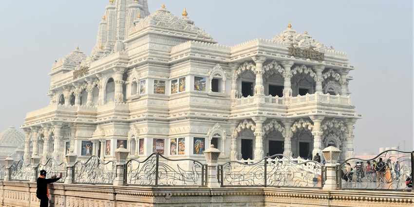 Chirakkara Sri Mahavishnu Temple is one of the best Vishnu temples in Trivandrum, Kerala.