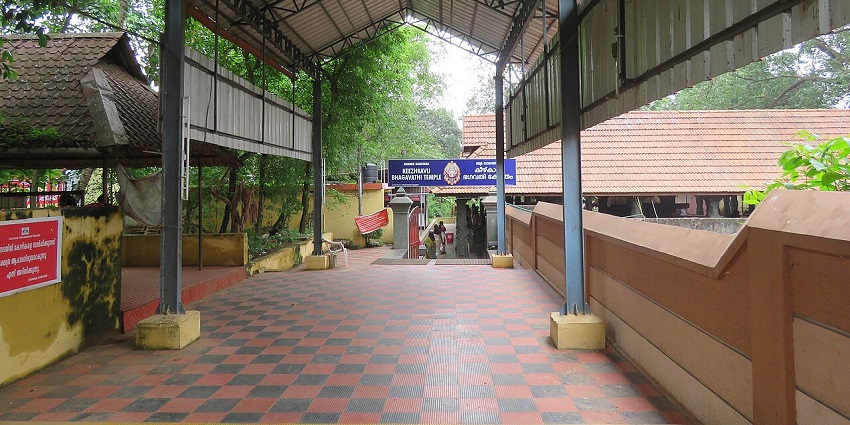 Offer your prayers to the Chottanikkara Bhagavathy Temple near Panachikkadu Temple.