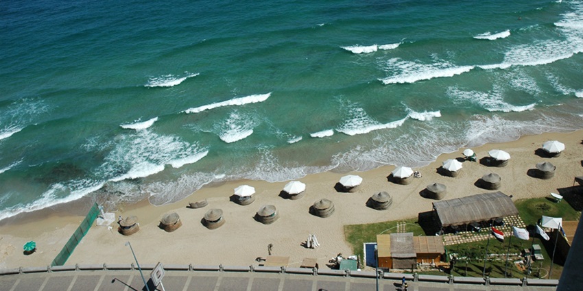 Corniche Beach is one of the best Abu Dhabi beaches for every traveller to explore