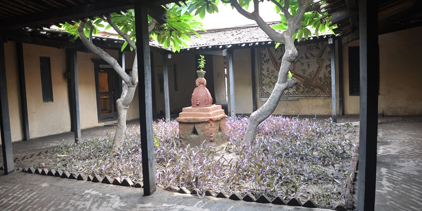 Craft Museum- School of Designs of Srinagar is a perfect place for all the art enthusiasts