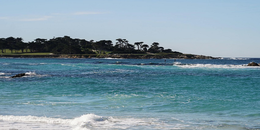 Cinque Island is a protected and uninhabited land surrounded by sea water on every corner.