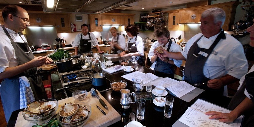 Join a culinary class and learn how to prepare scrumptious delicacies and desserts
