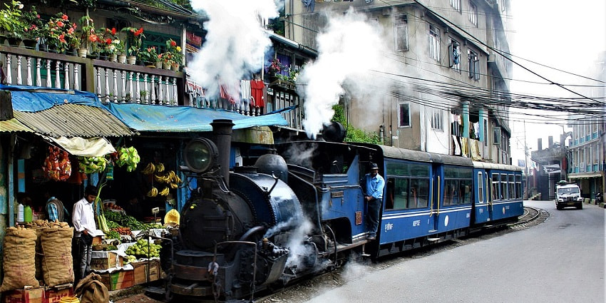 Darjeeling train near fruit shops - Darjeeling best place to visit near Siliguri.