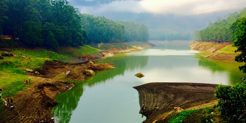 View of Devikulam lake, one of the perfect hill stations in Trivandrum for nature lovers