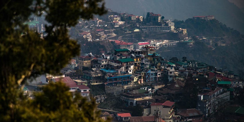 Dhanaulti, in Uttarakhand, is a perfect place to explore and relax for nature enthusiasts.