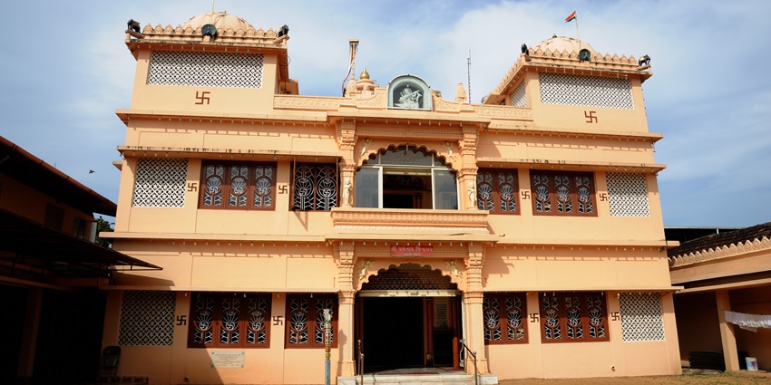 Dharmanath Jain Temple, dedicated to the 15th Tirthankara, is one among the famous Jain temples in Kerala.