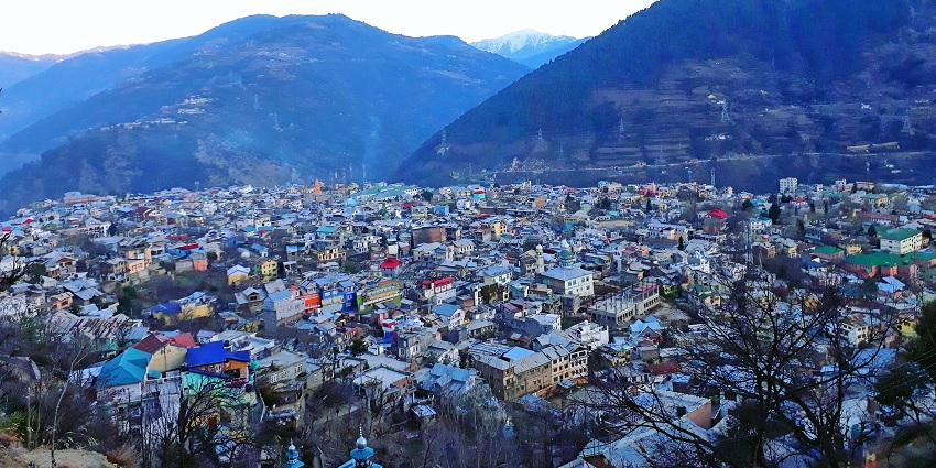 An aerial shot of Doda City, one of the famous places to visit in Kashmir in October.