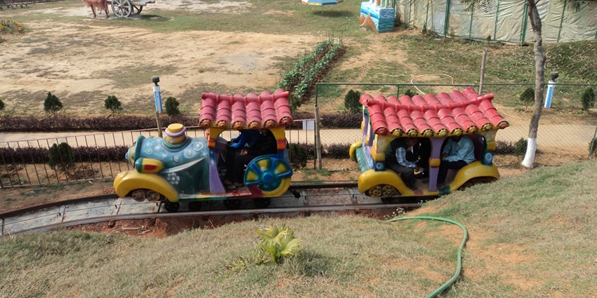 Dreamland Amusement Park offers you an adventurous retreat amidst the scenic hills.