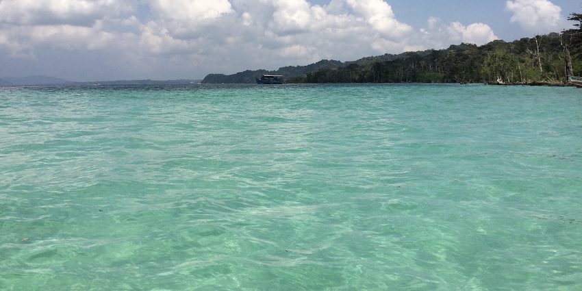 Snorkelling in Andaman can be indulged on Elephant Beach because of its popularity.