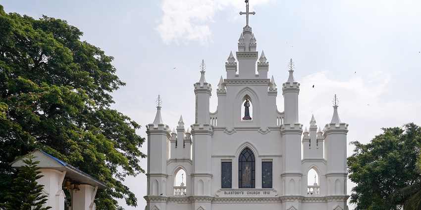 The front view of St. Antony's Church, Kollam, one of the places to visit in Thalassery.