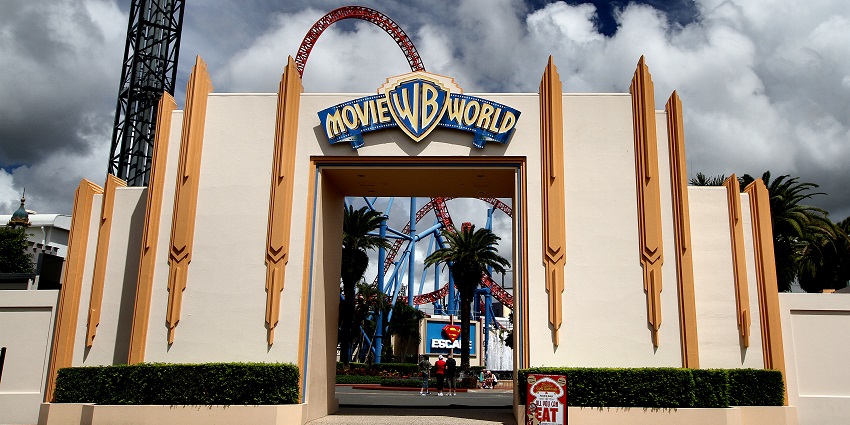 Entrance at Warner Bros. Movie World: iconic archway leading to thrilling attractions.