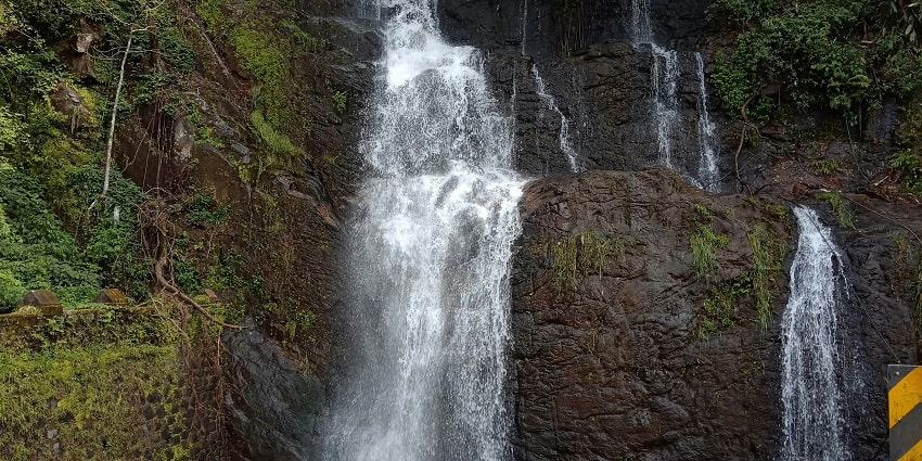 Ezharakund Waterfalls is one of the most alluring waterfalls in Kannur for all travellers.