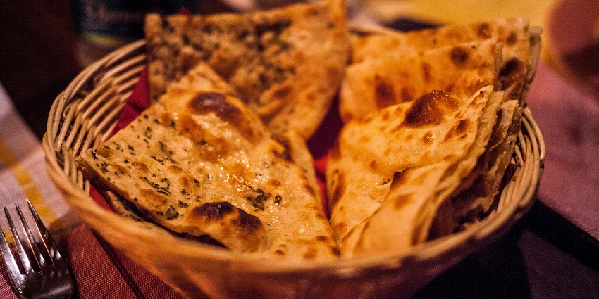 There are a myriad of cafes and restaurants near the Green Thunder Water Theme Park.